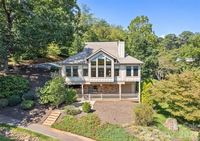 Photo 1 of Single family home for sale at 18 Covey Trl, Waynesville, NC 28786 | MLS# 4423852 | Listing updated on 2026-09-12