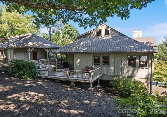 Photo 4 of Single family home for sale at 18 Covey Trl, Waynesville, NC 28786 | MLS# 4423852 | Listing updated on 2026-09-12