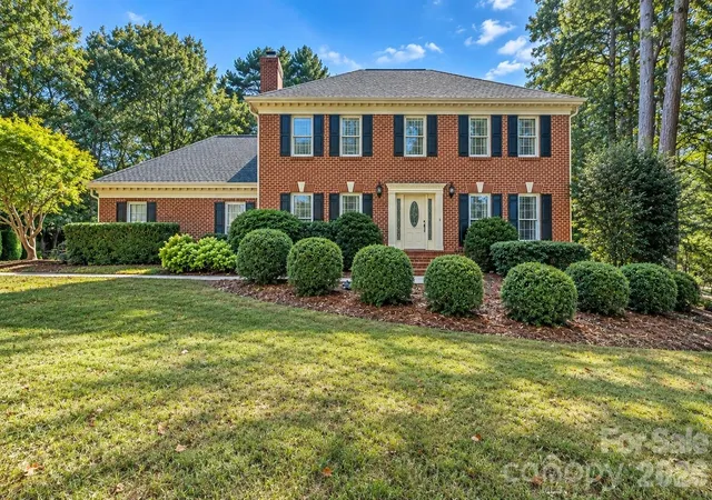 Photo 1 of Single family home for sale at 591 19th Avenue Ln Nw, Hickory, NC 28601 | MLS# 4423857 | Listing updated on 2026-09-12
