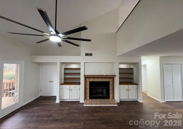 Photo 2 of Townhouse for sale at 13 Laurel Pl Dr, Asheville, NC 28803 | MLS# 4423862 | Listing updated on 2026-10-04