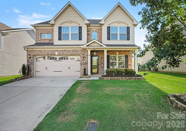 Photo 1 of Single family home for sale at 1256 Farm Branch Dr Sw, Concord, NC 28027 | MLS# 4423873 | Listing updated on 2026-09-13