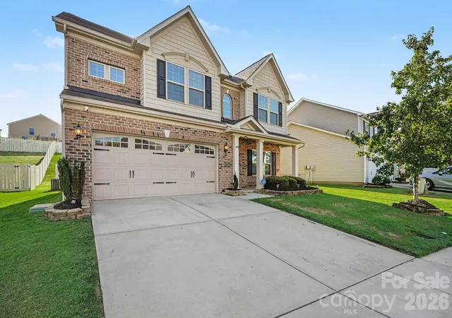 Photo 2 of Single family home for sale at 1256 Farm Branch Dr Sw, Concord, NC 28027 | MLS# 4423873 | Listing updated on 2026-09-13