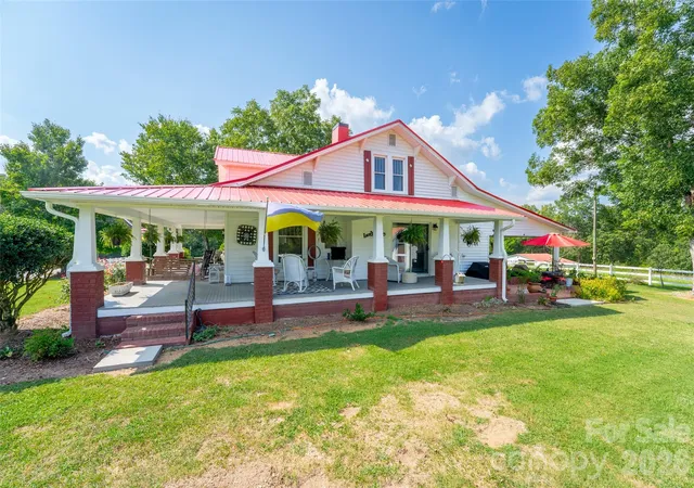 Photo 4 of Single family home for sale at 1186 Denton Rd, Denton, NC 27239 | MLS# 4423880 | Listing updated on 2026-09-24