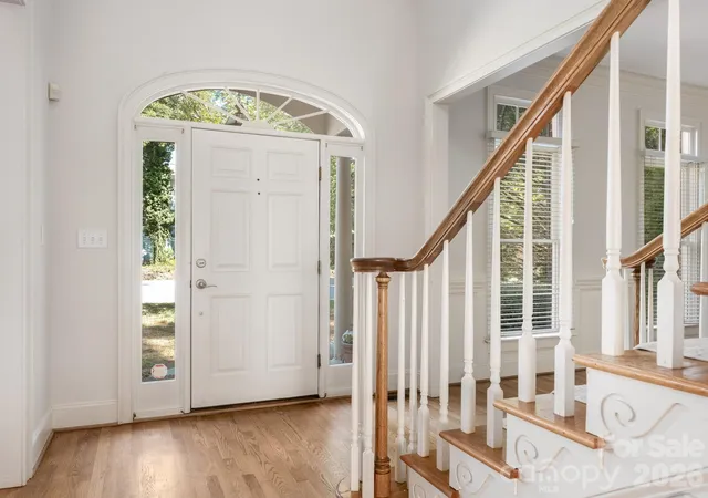 Photo 2 of Single family home for sale at 1105 Randolph Oaks Ct, Charlotte, NC 28211 | MLS# 4423883 | Listing updated on 2026-09-15