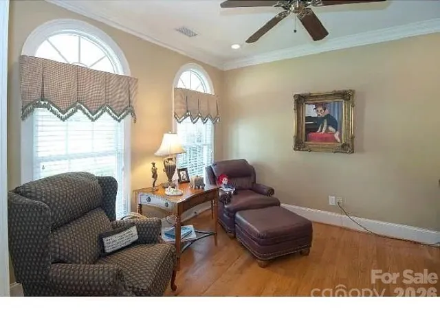 Photo 2 of Single family home for sale at 122 Upper Oak Dr, Statesville, NC 28625 | MLS# 4423893 | Listing updated on 2026-10-07