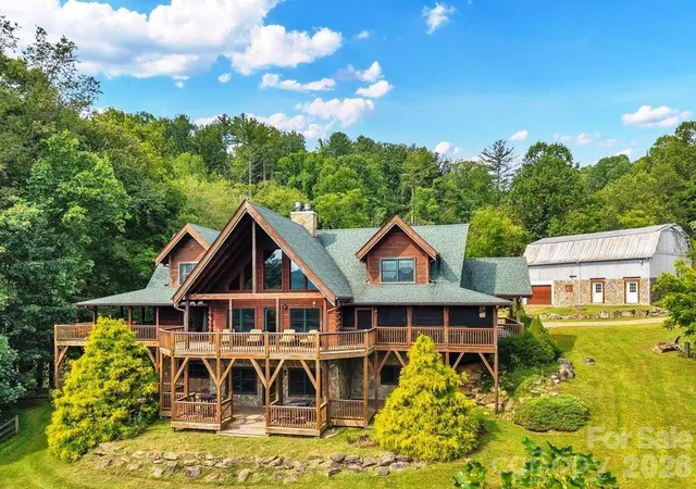 Photo 3 of Sale Pending at 501 John Ward Rd, Sugar Grove, NC 28679 | MLS# 4423924 | Listing updated on 2026-10-05