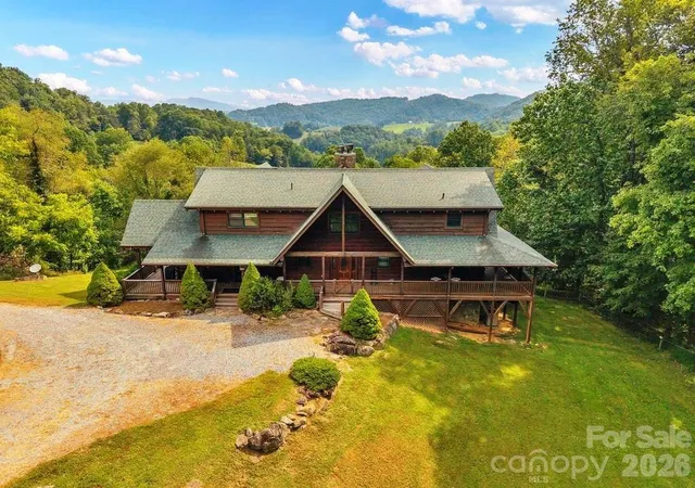 Photo 4 of Sale Pending at 501 John Ward Rd, Sugar Grove, NC 28679 | MLS# 4423924 | Listing updated on 2026-10-05