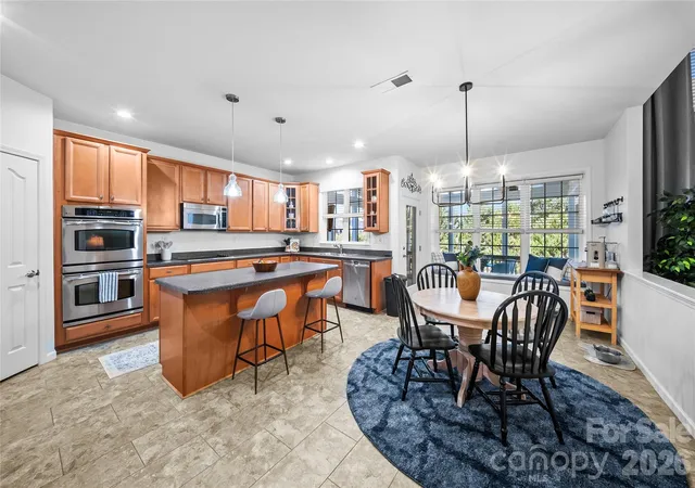 Photo 4 of Sale Pending at 7909 Woodmere Dr, Harrisburg, NC 28075 | MLS# 4423926 | Listing updated on 2026-09-20