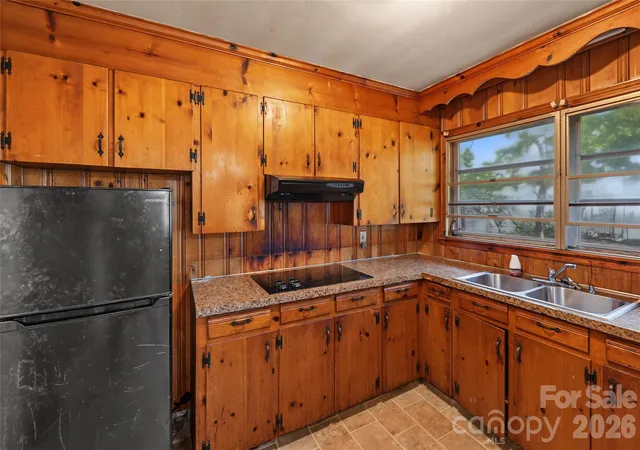Photo 3 of Single family home for sale at 803 S Bragg St, Monroe, NC 28112 | MLS# 4423947 | Listing updated on 2026-10-06