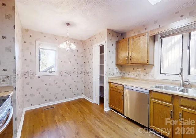 Photo 3 of Condo for sale at 51 Pebble Crk Dr, Asheville, NC 28803 | MLS# 4423949 | Listing updated on 2026-09-15