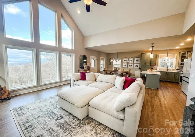 Photo 4 of Single family home for sale at 71 View Ridge Pkwy, Leicester, NC 28748 | MLS# 4423955 | Listing updated on 2026-10-06