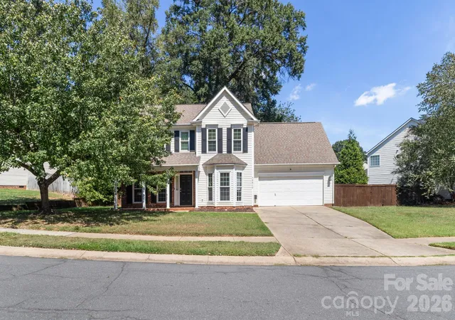 Photo 2 of Single family home for sale at 13910 Hatton Cross Dr, Charlotte, NC 28278 | MLS# 4423966 | Listing updated on 2026-09-14