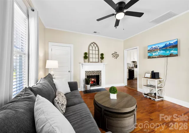 Photo 4 of Single family home for sale at 1525 Perfection Ave, Belmont, NC 28012 | MLS# 4423972 | Listing updated on 2026-09-13