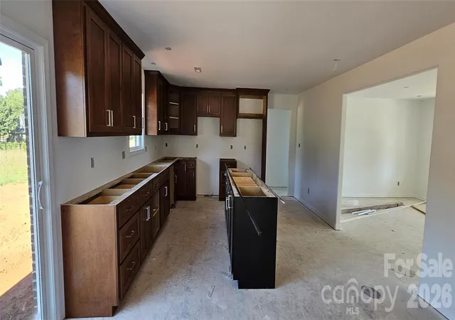 Photo 4 of Single family home for sale at 3684 Woodgreen Dr, Lincolnton, NC 28092 | MLS# 4423982 | Listing updated on 2026-10-24