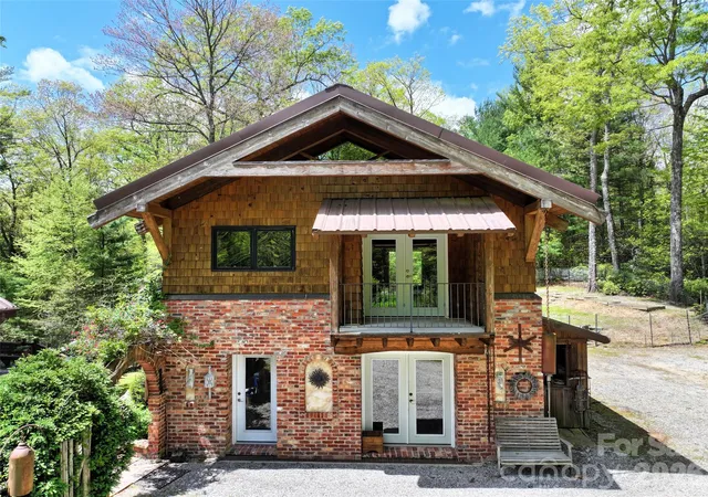 Photo 2 of Single family home for sale at 688 Blueberry Farm Rd, Zirconia, NC 28790 | MLS# 4423995 | Listing updated on 2026-10-07