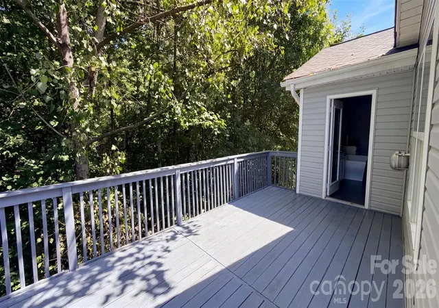 Photo 20 of Single family home for sale at 6226 Dumont Ln, Charlotte, NC 28269 | MLS# 4424023 | Listing updated on 2026-09-12