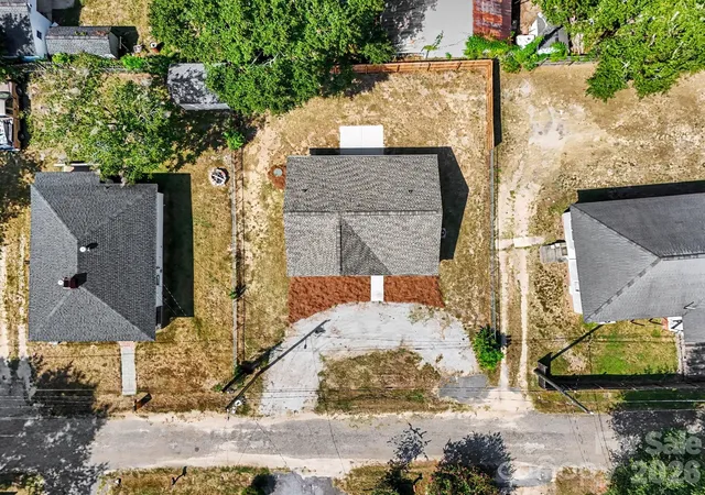 Photo 3 of Single family home for sale at 214 W 3rd Street, Kershaw, SC 29067 | MLS# 4424025 | Listing updated on 2026-10-19