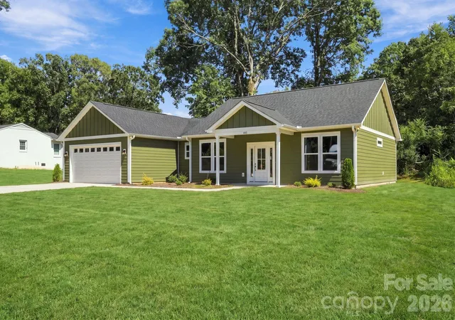Photo 1 of Single family home for sale at 413 Dogwood Ln #24, Statesville, NC 28625 | MLS# 4424036 | Listing updated on 2026-10-07