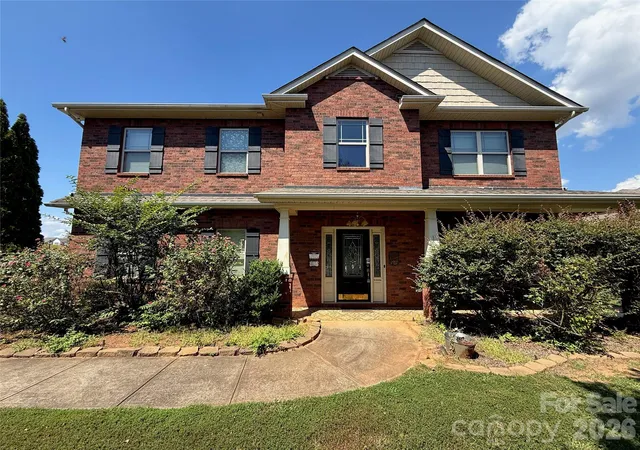 Photo 1 of Single family home for sale at 105 Jobe Dr, Statesville, NC 28677 | MLS# 4424040 | Listing updated on 2026-09-13