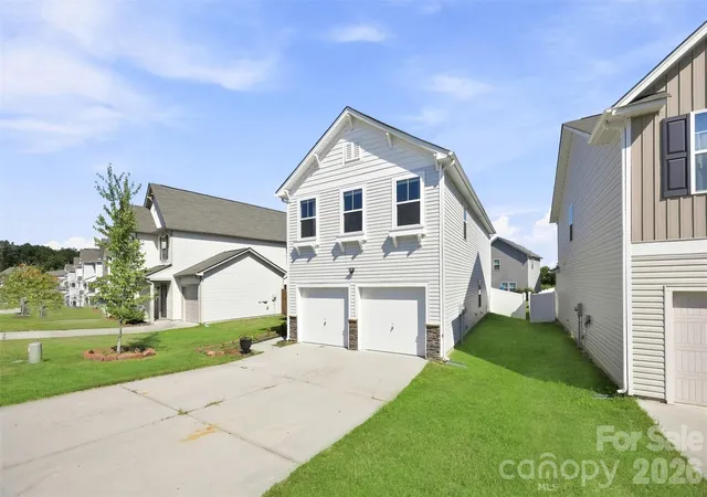 Photo 3 of Single family home for sale at 12561 Garron Rd, Midland, NC 28107 | MLS# 4424045 | Listing updated on 2026-09-12