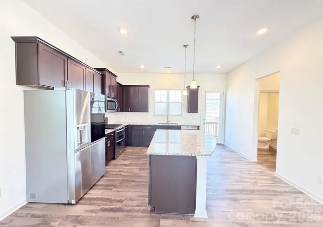 Photo 2 of Townhouse for sale at 9431 Ainslie Downs St, Charlotte, NC 28273 | MLS# 4424062 | Listing updated on 2026-09-22