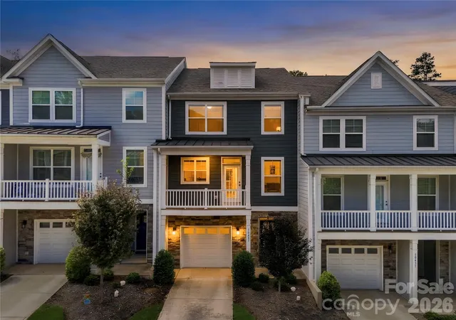Townhouse for sale at 10447 Glenmere Crk Cir, Charlotte, NC 28262 | MLS# 4424069