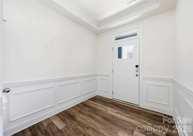 Photo 3 of Townhouse for sale at 10447 Glenmere Crk Cir, Charlotte, NC 28262 | MLS# 4424069 | Listing updated on 2026-09-29