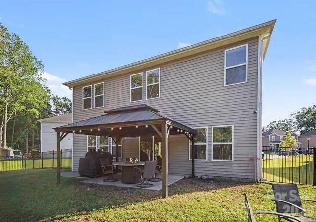 Photo 3 of Single family home for sale at 1623 Baymont Ct #130, Stanley, NC 28164 | MLS# 4424072 | Listing updated on 2026-10-04