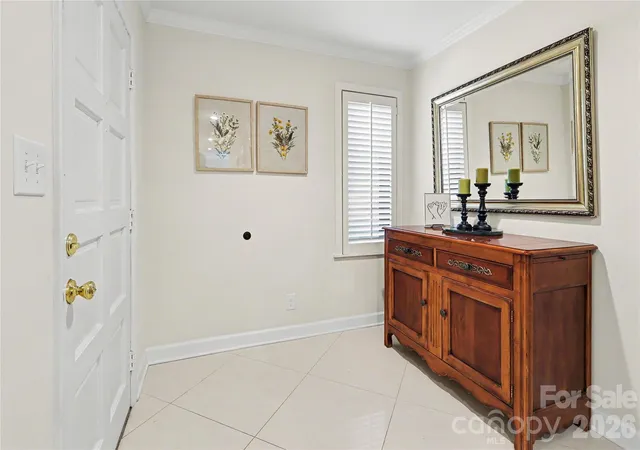 Listing Photo 4 - Condo for sale in building located at 5811 Sharon Rd, Charlotte, NC 28210 - Unit #C