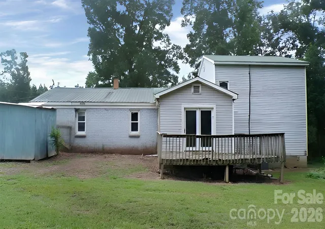 Photo 4 of Single family home for sale at 32891 Nc 49 Hwy, New London, NC 28127 | MLS# 4424090 | Listing updated on 2026-09-18