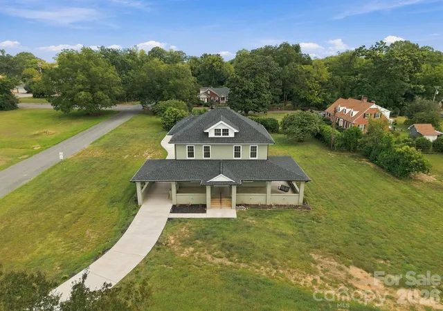 Photo 2 of Single family home for sale at 201 E 1st Street, Lowell, NC 28098 | MLS# 4424092 | Listing updated on 2026-10-04