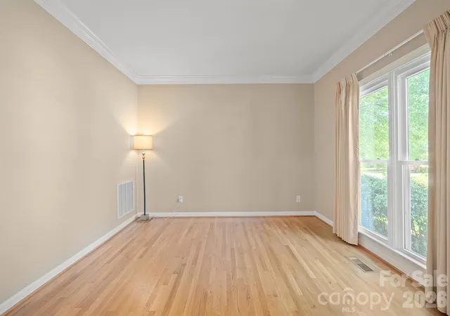 Photo 3 of Single family home for sale at 13618 Willow Breeze Ln, Huntersville, NC 28078 | MLS# 4424100 | Listing updated on 2026-09-28