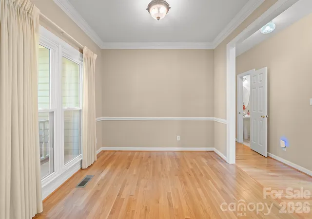 Photo 4 of Single family home for sale at 13618 Willow Breeze Ln, Huntersville, NC 28078 | MLS# 4424100 | Listing updated on 2026-09-28