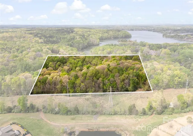 Photo 3 of Land for sale at 10601 Wildlife Rd, Charlotte, NC 28278 | MLS# 4424107 | Listing updated on 2026-09-12