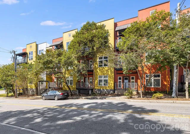 Listing Photo 1 - Condo for sale in building located at 125 Clingman Ave, Asheville, NC 28801 - Unit #203