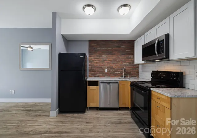 Photo 3 of Condo for sale at 125 Clingman Ave #203, Asheville, NC 28801 | MLS# 4424108 | Listing updated on 2026-09-19