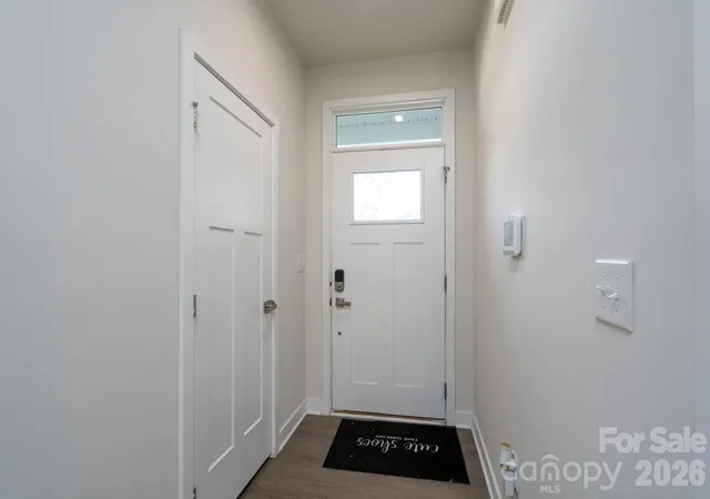 Photo 3 of Townhouse for sale at 712 Hazel Way, Denver, NC 28037 | MLS# 4424112 | Listing updated on 2026-10-02
