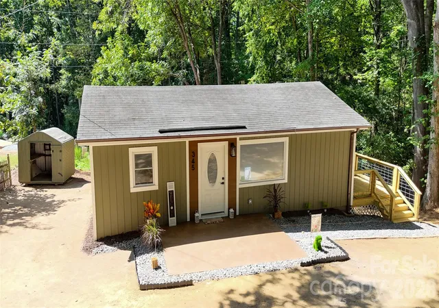Photo 3 of Single family home for sale at 345 Epps Rd, Fort Mill, SC 29715 | MLS# 4424119 | Listing updated on 2026-09-14