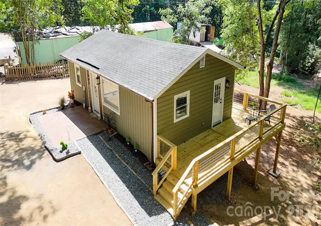 Photo 4 of Single family home for sale at 345 Epps Rd, Fort Mill, SC 29715 | MLS# 4424119 | Listing updated on 2026-09-14