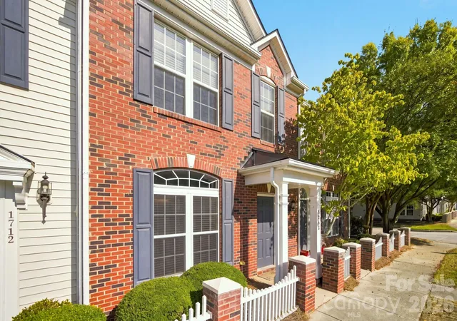 Photo 2 of Townhouse for sale at 1708 Chamberside Dr, Rock Hill, SC 29730 | MLS# 4424120 | Listing updated on 2026-09-25