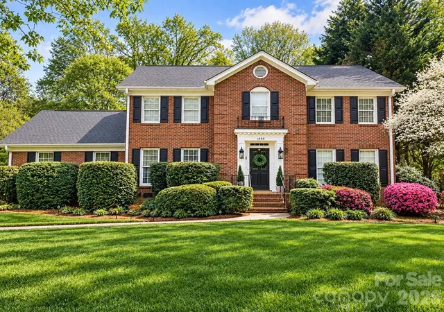 Photo 1 of Single family home for sale at 1308 Dumbarton Rd, Gastonia, NC 28054 | MLS# 4424126 | Listing updated on 2026-10-06