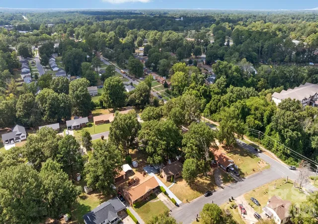 Photo 3 of Single family home for sale at 804 Finley Ct, Rock Hill, SC 29730 | MLS# 4424134 | Listing updated on 2026-09-13