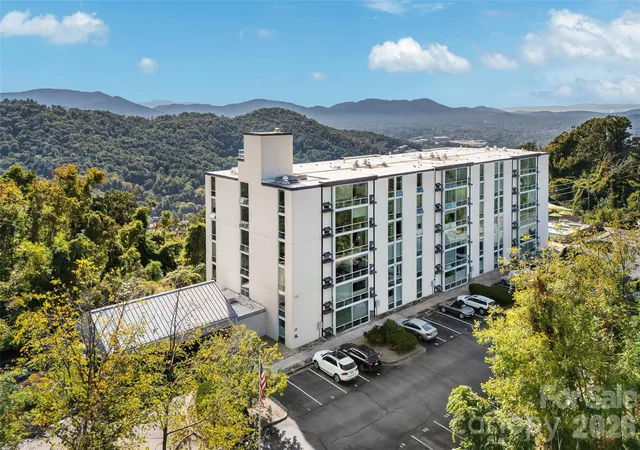 Photo 3 of Condo for sale at 647 Town Mountain Rd #407, Asheville, NC 28804 | MLS# 4424140 | Listing updated on 2026-10-04