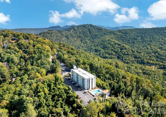 Photo 3 of Condo for sale at 647 Town Mountain Rd #407, Asheville, NC 28804 | MLS# 4424140 | Listing updated on 2026-10-04