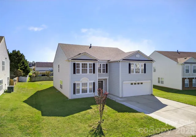 Photo 4 of Single family home for sale at 109 Bennett Trl Dr, Mount Holly, NC 28120 | MLS# 4424162 | Listing updated on 2026-10-02