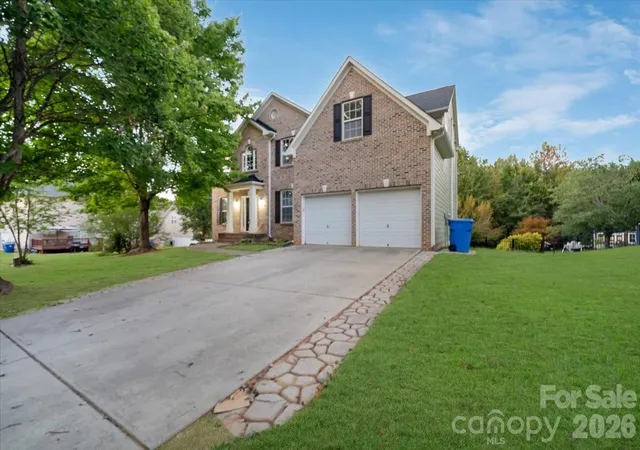 Photo 2 of Single family home for sale at 144 Steeplechase Ave, Mooresville, NC 28117 | MLS# 4424163 | Listing updated on 2026-10-03