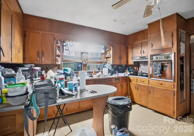 Photo 4 of Sale Pending at 70 Pitman Rd, Bakersville, NC 28705 | MLS# 4424167 | Listing updated on 2026-09-30