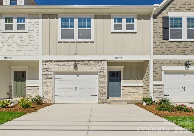 Photo 1 of Townhouse for sale at 105 Dilling St N #04, Kings Mountain, NC 28086 | MLS# 4424175 | Listing updated on 2026-10-05