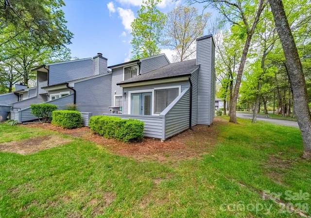 Listing Photo 1 - Condo for sale in building located at 11222 Carmel Chace Dr, Charlotte, NC 28226