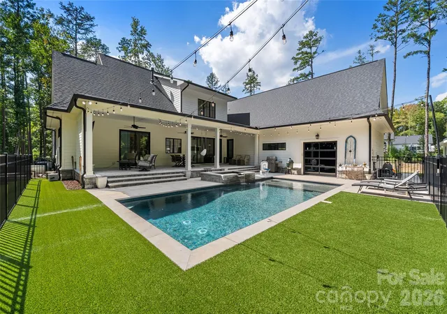 Photo 3 of Sale Pending at 9918 Minnie Lemmond Ln, Mint Hill, NC 28227 | MLS# 4424186 | Listing updated on 2026-09-22